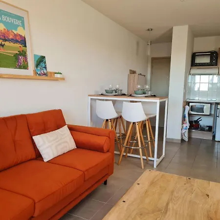 Entre Terre Et Appartement *
